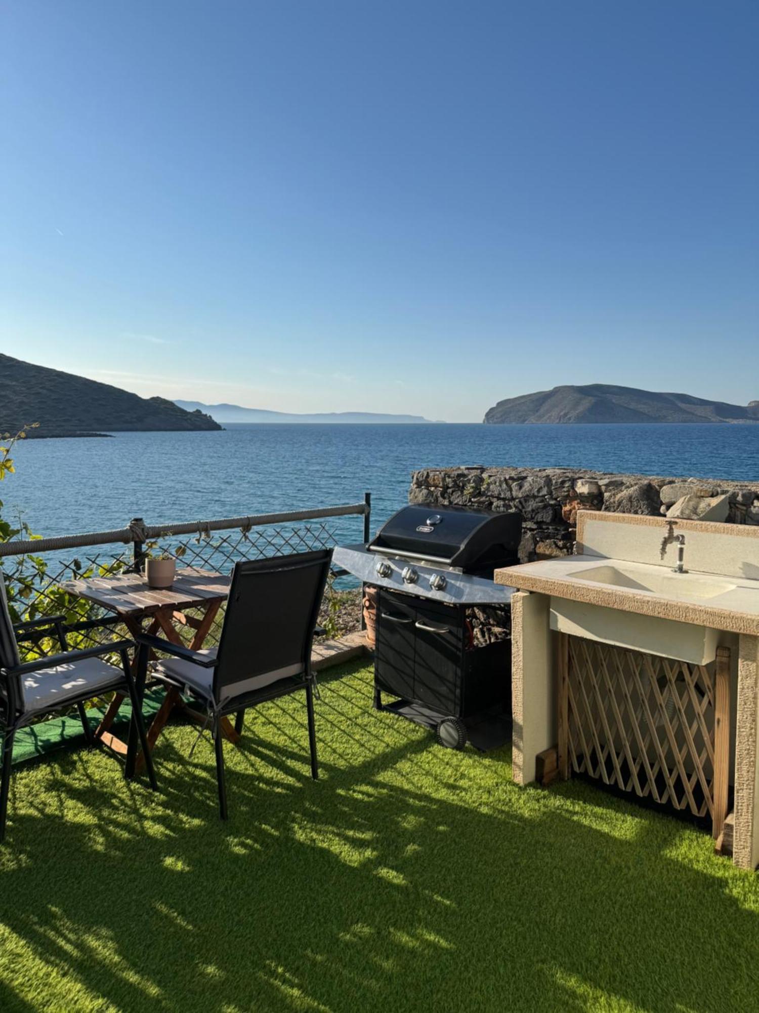 Tholos Alexandra'S Beachfront House Kavousi  Exterior photo