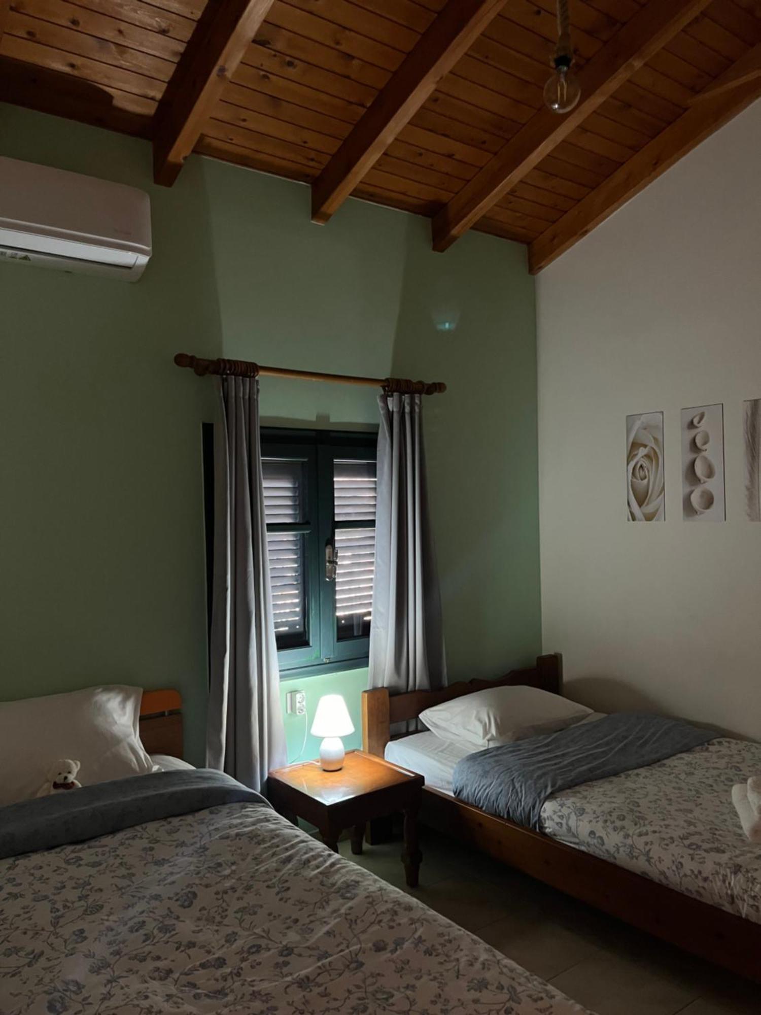 Tholos Alexandra'S Beachfront House Kavousi  Exterior photo